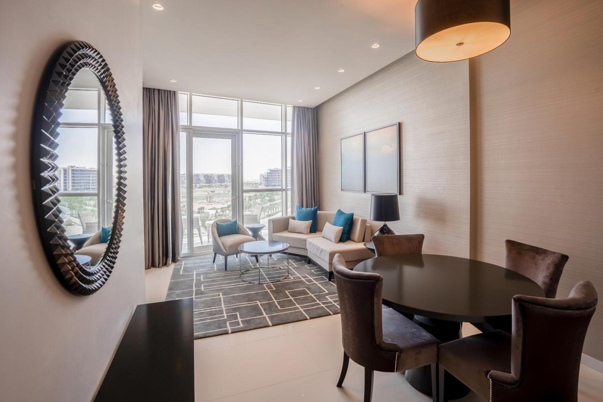 Radisson Dubai Damac Hills Hotel Bagian luar foto